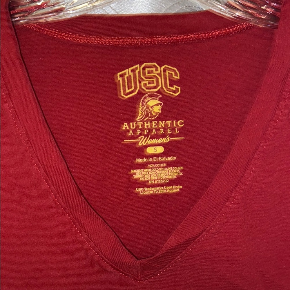 USC Trojans Authentic Apparel Women's Red V-Neck Top Size Small 🔥 B1 - Picture 3 of 4
